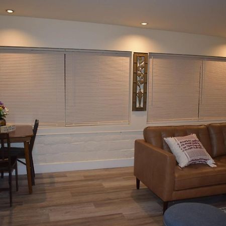 Charming Private Guest Suite Near Disney/Beach ウェストミンスター エクステリア 写真